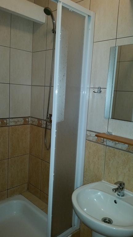 Pensjonat U Janiny Boleslawiec Boleslawiec  Δωμάτιο φωτογραφία